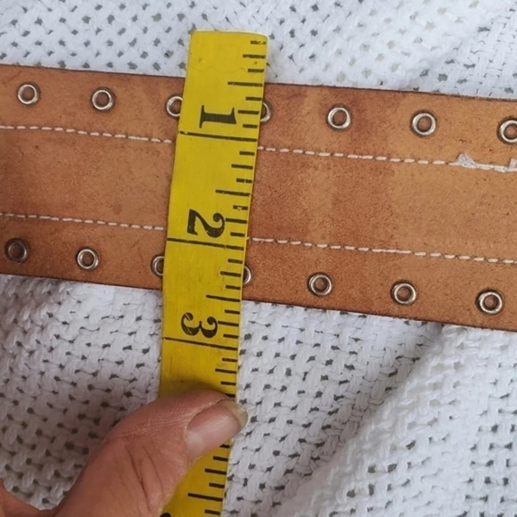 French Connection Vintage Nailhead Wide Leather Belt M/‎ L - Picture 7 of 14
